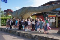 Die jungen Volleyballer im Dinopark Münchehagen